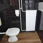 Rural Retreat- Kmecki Oddih Lägenhet *