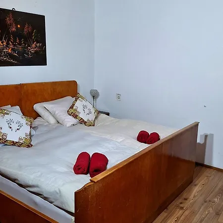 Rural Retreat- Kmecki Oddih *