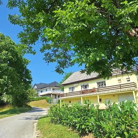 Appartement Rural Retreat- Kmecki Oddih Poljcane