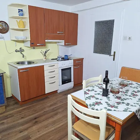 Rural Retreat- Kmecki Oddih * Poljcane