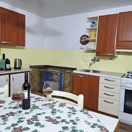 Rural Retreat- Kmecki Oddih Appartement Poljcane