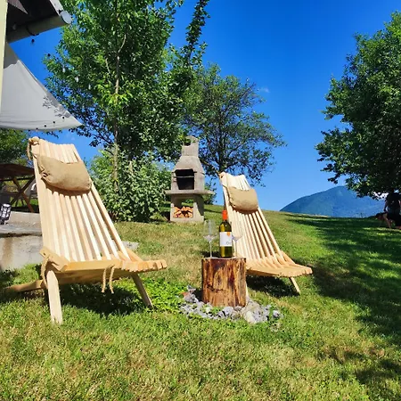 Rural Retreat- Kmecki Oddih