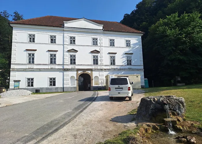 Rural Retreat- Kmecki Oddih Appartement Poljcane