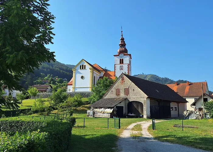Rural Retreat- Kmecki Oddih